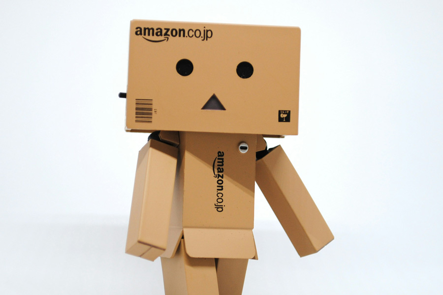 AI in eCommerce Logistics – Amazon Robotics AI